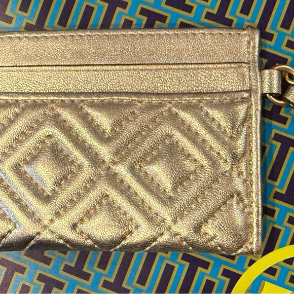 Tory Burch Gold Quilted Leather Fleming Card Holder - Picture 2 of 4